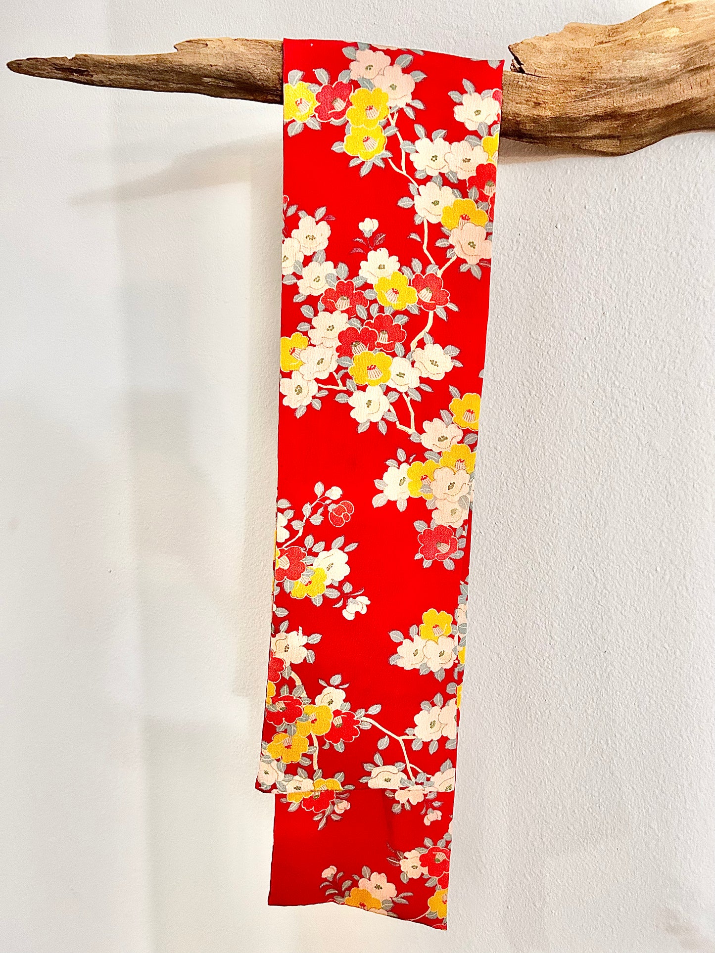 Akemi Scarf