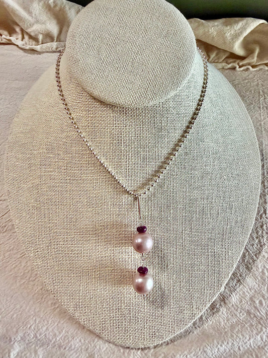 Hibiscus Pearl Necklace