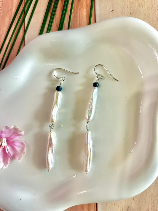 Rin Pearl Drop Earrings